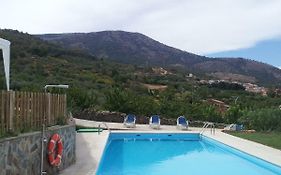 Apartamentos Rurales Manolo